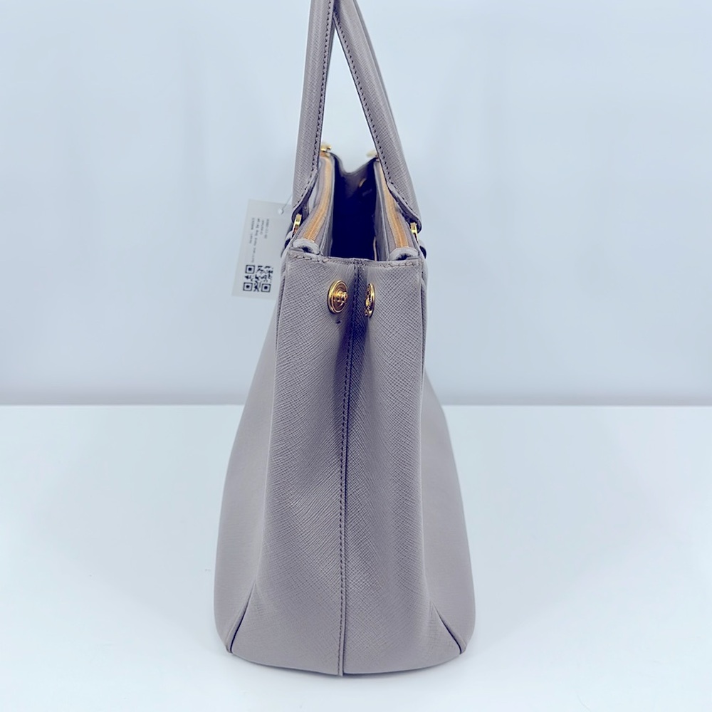Authenticated PRADA Galleria Saffiano Bag -Beige - Picture 7 of 17